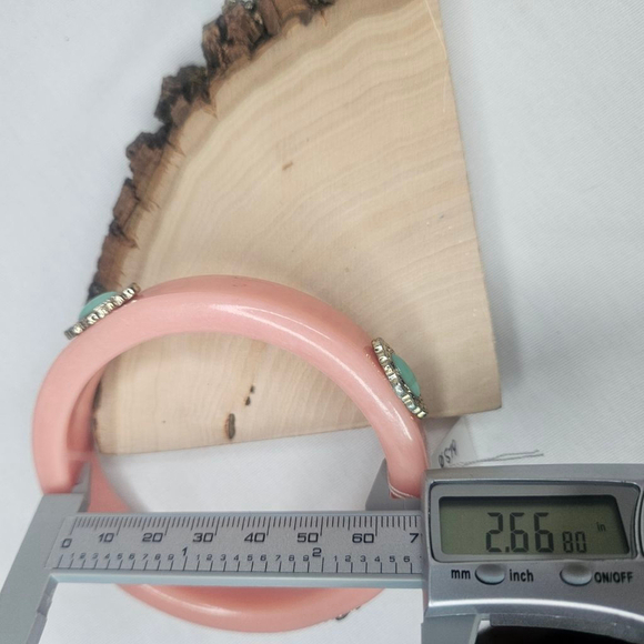 Vintage Coral 80s Bangle with Faux Turquoise Accents EUC Sz 8" Width 1/2" - Picture 9 of 9